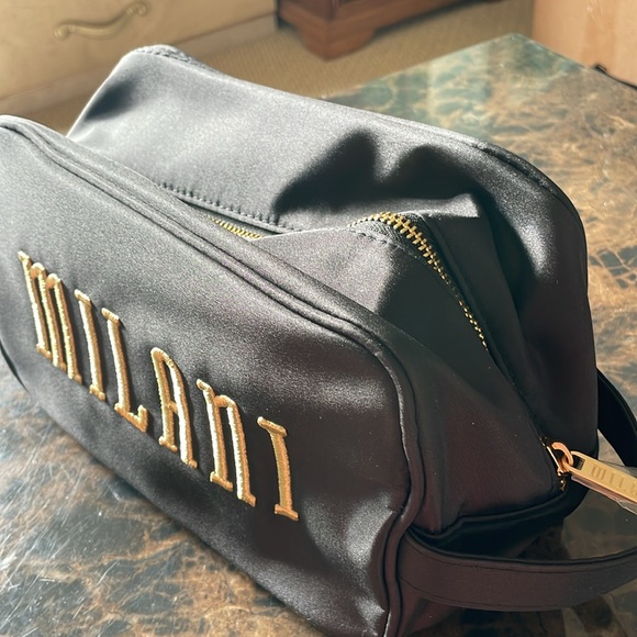 NEW! Milani Black and Gold Cosmetics Makeup Travel Bag - Picture 5 of 13